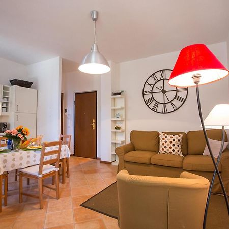 Casa Al Prato Apt. A Varenna Luaran gambar